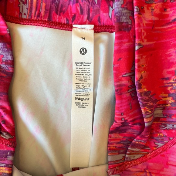 Lululemon Fast and Free High-Rise Tights 25” With Pockets NWOT - Picture 6 of 6